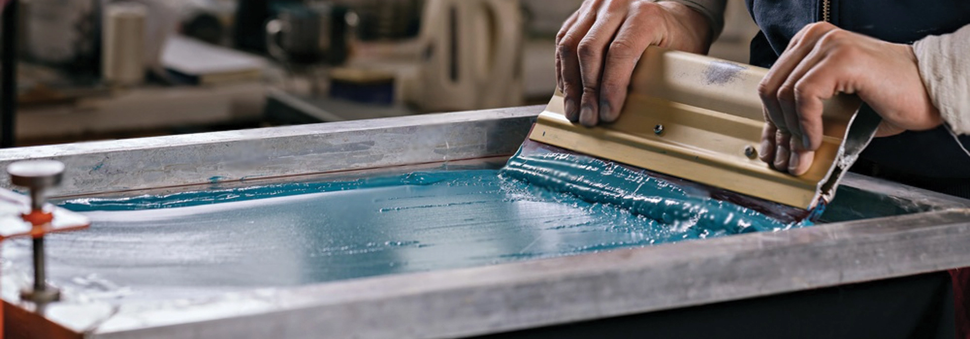 printing images on t-shirts by silkscreen